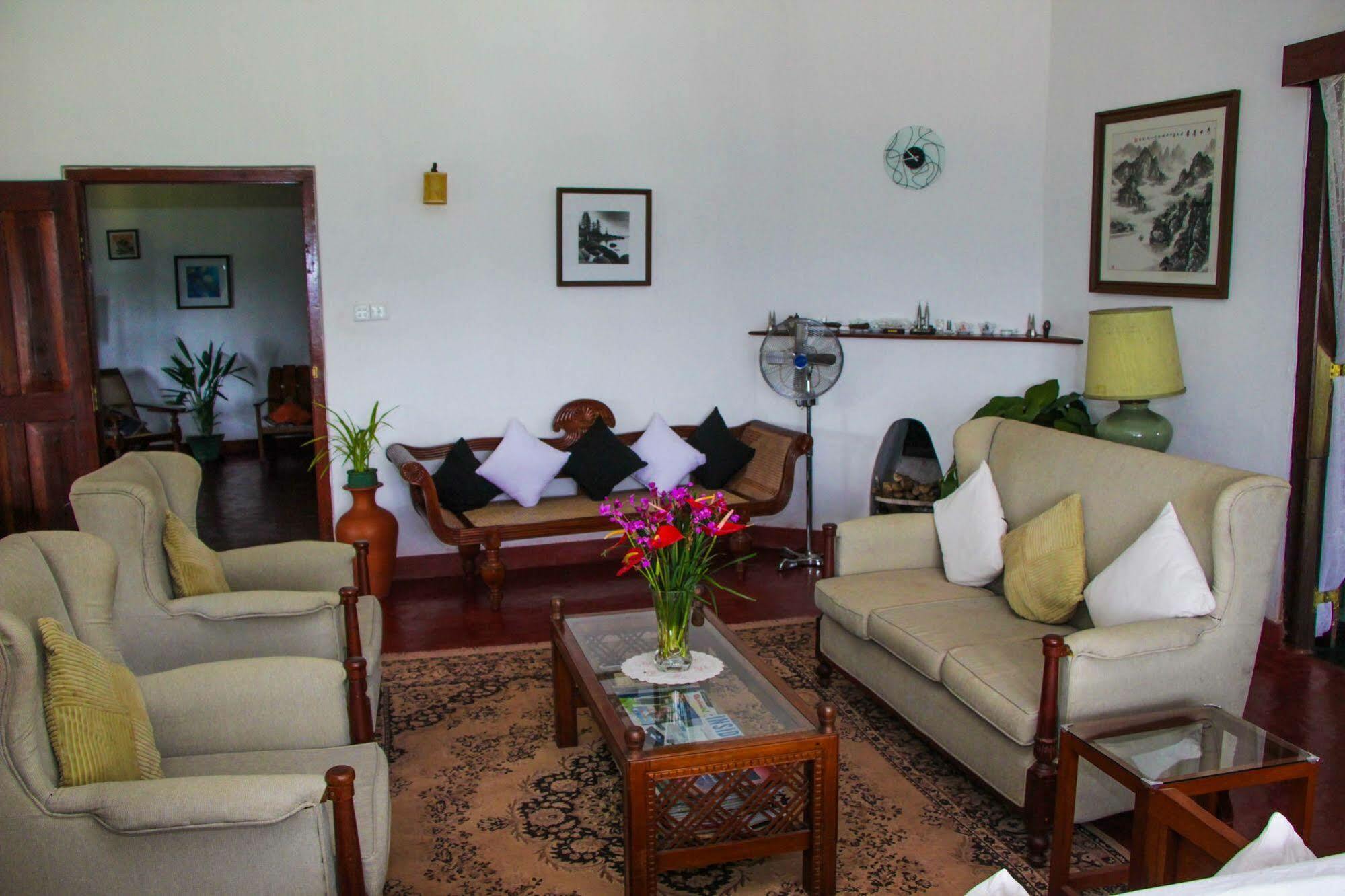 Hatale Tea Estate Bungalow Madulkele Eksteriør billede